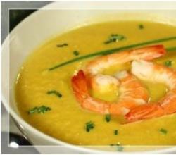 Spicy creamy soup with paprika and shrimp Creamy creamy soup with shrimp