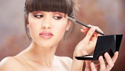Sommer-Make-up: Foto, Anwendungsregeln, Schritt-für-Schritt-Anleitung